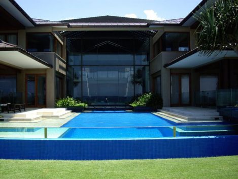 Elegant pool design with a geometric layout in Brisbane
